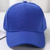 ボールキャップ韓国のソリッドカラースポーツ帽子夏のファッション野球キャップ通気性カップル装飾ピークアウトドア旅行日焼け止め帽子