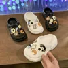 Slipper 2023 Girls Sandals Симпатичная летняя подпадающая платформа обувь для мальчиков Ева Материал Прекрасные и удобные шлепанцы 230718