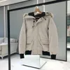 Męska designerska kurtka kanadyjska pilot zimowy ciepły wiatrówek miłośnicy kurtki w dół Nowe ubrania proste styl