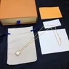 Tasarımcı Kolye Kolye Kilidi Kadın Zincirleri Kolyeler Elmas Klasik Gold Love Mücevher Lady Lüks Zarif Jewerly Strings Jewlery 237183c