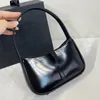 حقيبة مصممة جديدة Hobo Underarm Bag Classic Leather Leather حقائب اليد السيدات أكياس الكتف
