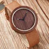 Relojes de pulsera Reloj de esfera de madera REAL Hombres Mujeres Reloj de pulsera informal Rosa roja Sándalo Relojes de bambú de madera Hombre Mujer Reloj de banda de cuero marrón