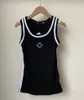 Summer modetank topp väst toppar tees gröda topp kvinnors t-shirt mode kedja tankar damer eleganta brev toppar kvinnor ärmlös sexig casual tank top size s-l