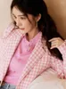 Damespakken Yang Mi Star's roze geruite pakjas voor lente en herfst 2023 Style Loose Sweet