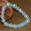 Strand 8mm ljusblå natursten chalcedony jades runt elastiska armband silverfärgade spacer pärlor juveler 7.5 tum b2047