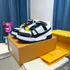 10A Tasarımcı Sıradan Ayakkabı Erkek Trainer Maxi Spor Sneaker Çok Molor Mürekkep Püskürtmeli Klasik Retro Kalın Sole Yüksek Eğitim Ayakkabı Denim Desen Kauçuk C