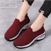 Chaussures habillées Wedge Platform Sneakers Femmes Nouvelle Mode Casual Chaussures De Sport Dames Coussin D'air Running Mesh Respirant Femmes Chaussures Vulcanisées L230717