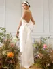 エレガントなシース女性ウェディングドレス2024ビッグボウバックレスストラップレスシンプルなサテンページェントブライダル栽培ベスティドスデヴィアローブデーリー