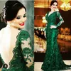 Modest Elegant Emerald Green Lace Prom Dresses V Neck långa ärmar Öppna baksida sjöjungfrun Tåg formella klänningar Mor till bruden 291b