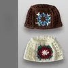 Berets Südkoreanisches Design Handgemachte Häkelarbeit Eimer Hut Mädchen Hohle Blume Beanie Reise Party Wolle Warme Strickmütze Panama Bob Frau