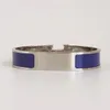 Lyxarmbanddesigner Bangle Only Womens Storlek 17 smycken armband för kvinnor bred 12 mm titanstruta med originalpåse box