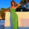 Abiti casual 2023 estate sexy verde Y2K abito con lacci abiti senza maniche spacco laterale senza schienale aderente maxi per le donne club party elegante