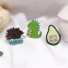 Spille Simpatici occhiali da sole in avocado Piccolo dinosauro Lega smaltata Distintivo Spilla a sei pezzi Combinazione Accessori Ragazza Regalo Uomo per gli amici