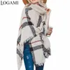 Kvinnors tröjor Logami Poncho Style Coat Autumn Winter Poncho Sticking Turtleneck Kvinnor Långa ponchos och kappströja Pullovers Pull Femme L230718