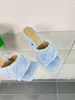 Handdoek damesslippers dameshuis strand multi-color bloem leer vierkante neus sandalen hoge hakken flip plaat 35-42