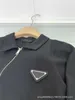 Polos Polos Designer Prawidłowa letnia trójkąt zip polo z kołnierzem dla mężczyzn i kobiet koszule z krótkim rękawem luźne styl 9Roy