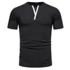 Chemises décontractées pour hommes Vêtements pour hommes Élégant porte-chemise qualifié Classique à manches courtes T-shirt graphique Camisa Social Masculino