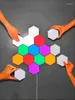 Vägglampa hexagonal touch ljus honungskaka diy modulkänsliga lampor kreativa led natt för heminredning