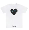 Luxe Mens Play T-shirt Designer Red Heart Shirt Commes Casual Femmes Chemises Des Badge Garcons Haute Quanlity TShirts Coton Broderie 11