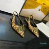 Kobiety gumowe szkiełka sandały sandały projektanty slajdy przyczynowe nie poślizgowe slajdy letnie klapki klapki na zewnątrz platforma kwiatowa rozmiar 4-11,5 z pudełkiem