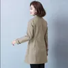 Femmes Trench Coats Moyen-Âge Personnes Âgées Manteau Simple Boutonnage Casual Mince Printemps Automne Veste Femme Coupe-Vent Grande Taille 6XL