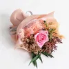 Regalo di San Valentino fiore di rosa conservato a mano e bouquet di fiori secchi con confezione regalo regalo di nozze