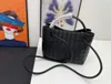 Väska stickande axelväskor designer Andiamo Girl Ladies Woven Bottegaas Women's Totes Leather One Venetas Crossbody Versatile 2023 Handbag Fas Det6