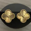 Ohrringe mit Gold plattiertem Bolzen 4/Vier Klee Elegante Luxusohrohrohroelen Ohrring Designer für Frauen Hip Hop Hochwertiger Schmuck Urlaub Schönes Geschenk