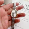 Horloges Vrouwen Quartz Horloge Luxe Ovale Mode Mini Case Kleine Romeinse Cijfer Wijzerplaat Vrouwelijke Full Metal Band Horloges Niche