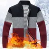 メンズセーター冬のメンズフリース厚いセーターハーフジッパータートルネックウォームプルオーバー品質雄のスリムニットウールジャケットメンズカーディガンL230719