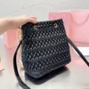 Fashion Women Bucket Bag New Pleated Plaid Cowhide Shoulder Bags High Capacity Metal Chain Diamond Accessories Strapping Simple Retro Luxury Shopping Bag