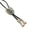 Bolo Ties Vintage Antique Silver Asian Dragon Head Rodeo Bolo krawat dla mężczyzn nowatorski krawat Western Cowboy Akcesoria ślubne prezenty HKD230719