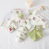 Kvinnstrumpor Green Bear Woman Sock Print Flower Man för mode Kawaii Invisible Boat Sox Cotton Japan Spring Summer Sokken