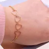 Link Armbanden Eenvoudige Prachtige Hartvormige Vrouwen Armband Metallic Textuur Goud Kleur Vrouwelijke Accessoires Mode-sieraden