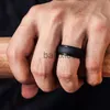 Pierścienie zespołowe kobiety Nowe mężczyźni Pierścienie silikonowe 7-12 Rozmiar Hipoalergiczny Elastyczni mężczyźni ślubne opaski gumki 8 mm silikonowe pierścień na palce J230719