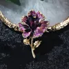 Broches High-end Exquisite Crystal Floral Broche Pin Moda Design Criativo Temperamento Flower Badges Presente Atraente Para Charm Lady