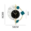 Zegar ścienny Lekkie luksusowe czarno -biały marmurowy wzór spersonalizowany domowy dekoracja metalowy zegarek kwarcowy