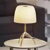 Golvlampor foscarini bordslampa postmodern italiensk designer krom/koppar metall bas stativ hem sovrum säng natt