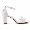 Kleidschuhe Elegante weiße Spitze Frauen Hochzeit Braut Feste Blume Chunky High Heel Sandalen Knöchelschnalle Pumps A-84