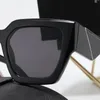 Moda Blanco marco completo mujer gafas de sol diseñador hombres anteojos grandes para mujer playa al aire libre Adumbral a prueba de luz anti UV gafas de sol de gran tamaño para hombre