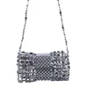 Bolsas de noite tecidas à mão Prata Acrílico Frisadas Bolsa tiracolo Cool Girl Y2K Hollow Out Weave Bolsa para celular Bolsa de noite Clutches Bolsas 230718