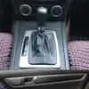 Autocollants d'autocollant de moulage de changement de couleur de console centrale de voiture en fibre de carbone de style de voiture pour Mercedes Benz Classe C W204 2007-10298D