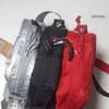 22 Herbst Winter Umhängetasche rot schwarz silberne Frauen Männer Street Hype Mode Outdoor Skateboard Reit Messenger Bag Cordura Sling Side Bag