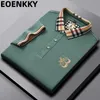 Polo masculino de luxo EOENKKY marca polo masculino com bordado de lapela camiseta de verão moda coreana versão casual roupas 230718