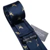 Halsband Ankomst Mänband Set Dinosaur Mönster Navy Gold Mens Wedding Slips 8.5 cm slips Business Silk Ties for Men FA-5191 230719