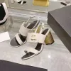 2023 designer de luxe couleur pure sandales à talons super hauts femmes 100% cuir ligne sangle chaussures de défilé de mode dame sexy talons chunky sandale à bout ouvert creux