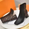 Women Designer Booties أصلية من الجلد أحذية الكاحل Square Square Shake Boot Shoes Dress Ladies Luxury Shoe Med Heels Zipper Side Booties 35-42