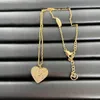 Designers Gold Necklace Letters Pendant Love Neckor Luxury Armband Designer Armband för kvinnor Fashion Charm Jewelry 2211024Z281C