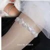 I Rhinestones di lusso hanno bordato l'ordine personale fatto a mano della giarrettiera nuziale di cerimonia nuziale su misura Garter301j