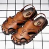 Sandały Summer Baotou Kapciele Mężczyźni ręcznie robione oryginalne skórzane sandały bez poślizgu na zewnątrz plażę wakacyjną buty nosorożca 230718